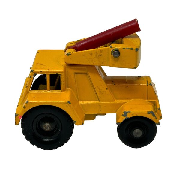 Vintage Matchbox 11 Taylor Jumbo Crane Diecast Toy Car 60s Yellow Truck England - Picture 3 of 10